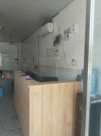 Dongfang Hotel (Xiangcheng Ping'an Avenue East Bus Station) Отели рядом с достопримечательностью «Nandun Ancient City»