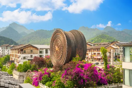 Dusk Wild Mountain Rivers Hostel