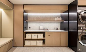 JI Kunming LongHu Times Financial Center Hotel