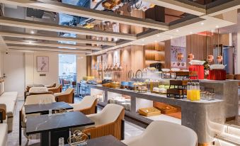 De's National Music Hotel (Yayuncun Bird's Nest Store)