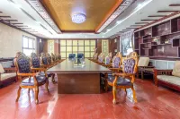 겔린하오타이 호텔 (거얼무 옌후 광장)