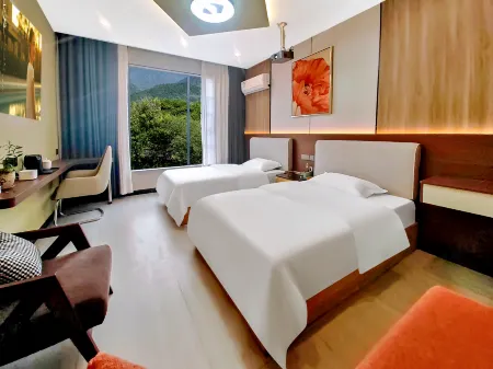 Qihao Homestay (Yingtan North Station)