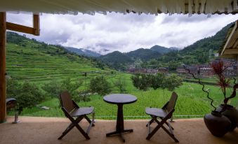 Sanyusanye inn
