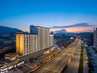 Poltton International Apartment (Zhongshan Sanxiang Branch) - spa