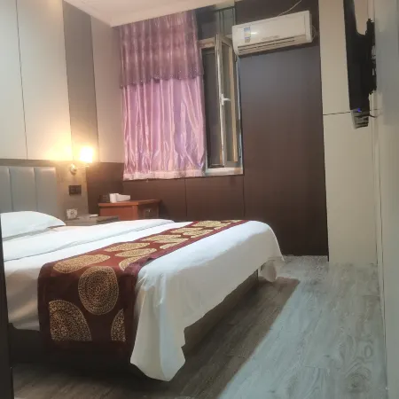 Yulin Colorful Theme Hotel