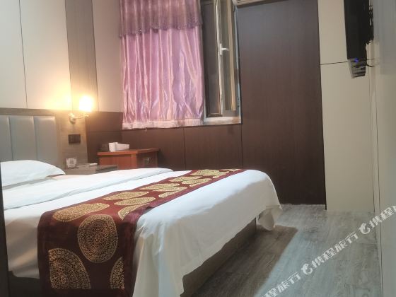 Yulin Colorful Theme Hotel
