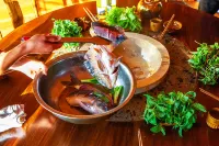 Lugu Lake Yuanshe Homestay (Lover's Beach Branch)