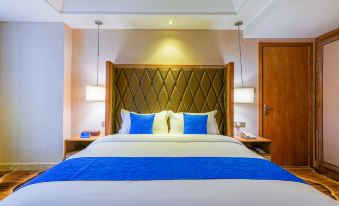 Carnival Fashion Hotel