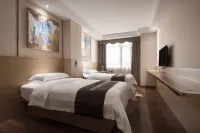 T-Social Hotel (Yuexiu International Conference Center Guangzhou Railway Station Subway Station) - con vista montagne