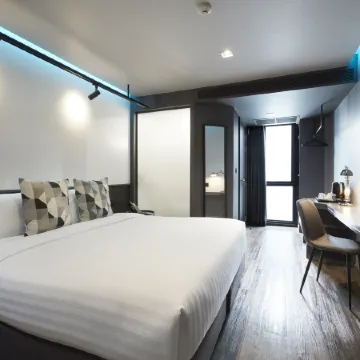 The Quarter Silom by UHG Отели рядом с достопримечательностью «Комплекс Чамчури Сквэр»