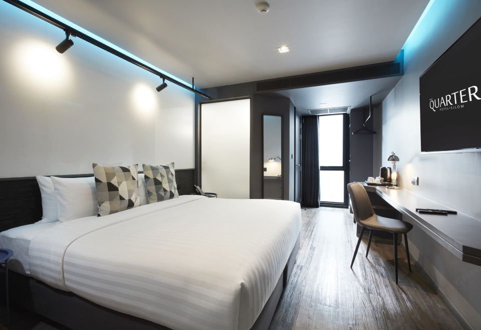 더 쿼터 실롬 바이 UHG 로비 모습