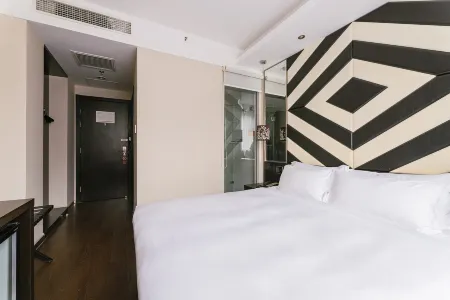 Orange Hotel (Shanghai Zhongshan Hospital Ruijin South Road)