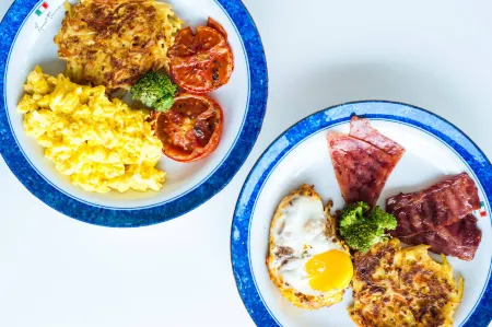 Dreamer Boutique Hotel Отели рядом с достопримечательностью «Sail Rock»