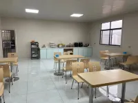 Chibi Qingbai Hotel