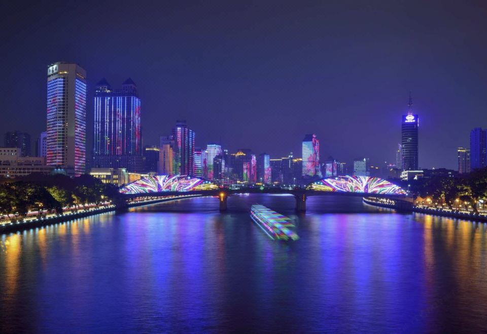 호텔 랜드마크 캔턴 수영장