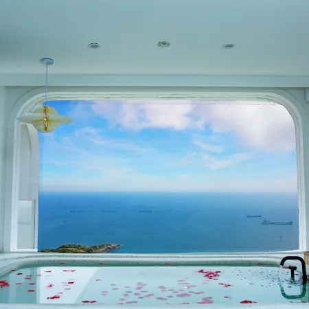 Sea Symphony Hotel