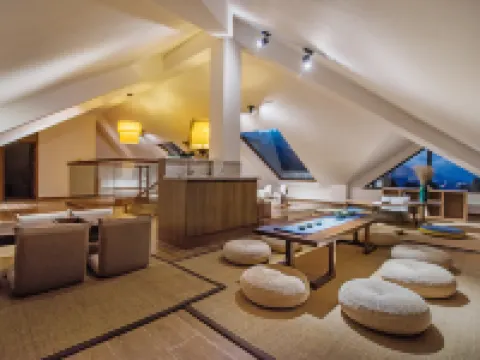 Dali Cangshan Mountain and Sea View Villa
