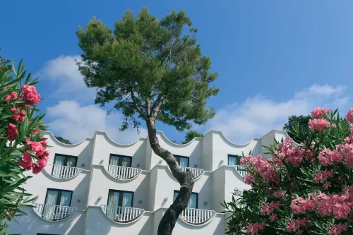 Maya Beach Resort - parking