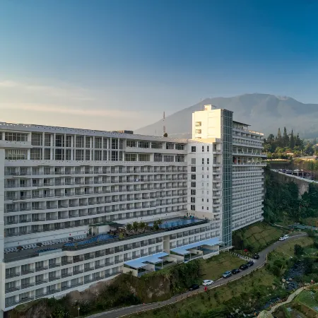 Le Eminence Puncak Hotel Convention & Resort