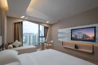 THOUSAND HOTEL