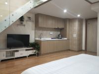 青岛蓝鲸Loft公寓 - Loft公寓家庭双床房