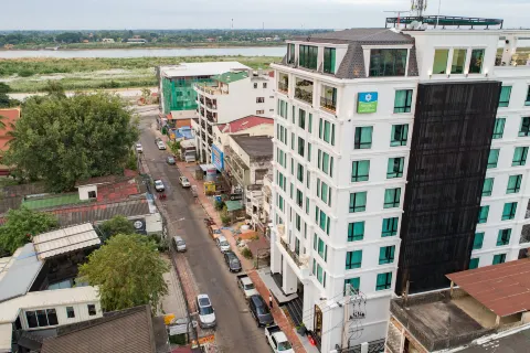 SureStay Hotel by Best Western Vientiane