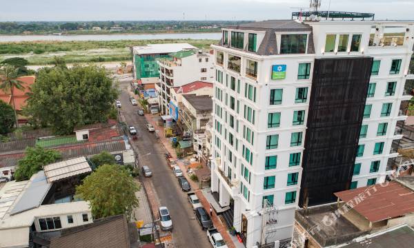 SureStay Hotel by Best Western Vientiane
