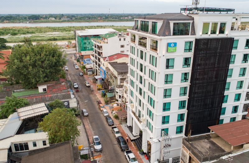 SureStay Hotel by Best Western Vientiane