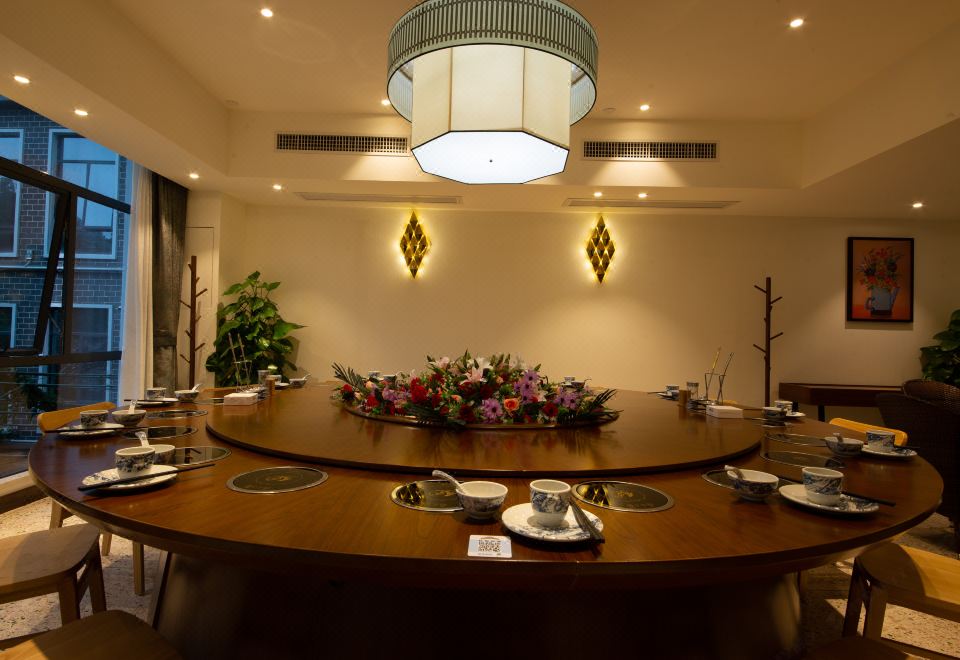 3. 화챠오청 난양 ..