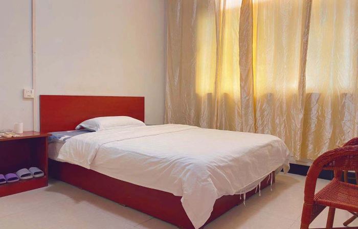 Queshan Yida Hotel
