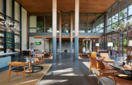 atta Lakeside Resort Suite