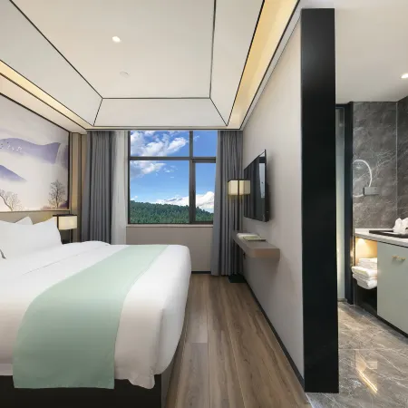 Weshang Light Residence Hotel (dengfengSongshan Shaolin Temple Scenic Spot)