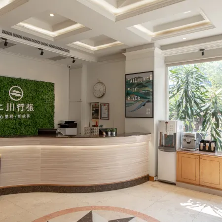 HiRiver Hotel