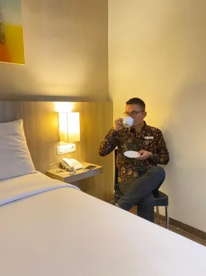 News Hotel Waru Sidoarjo Hotels in Semambung