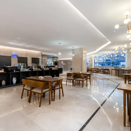 Yilin Hotel