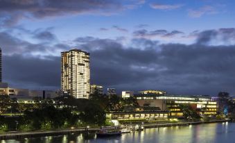 Hope Street Apartments by CLLIX