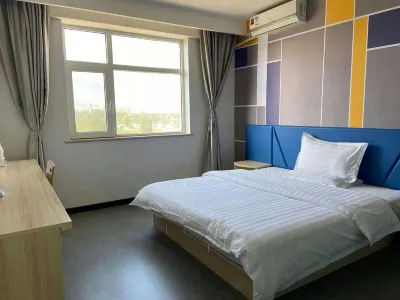 7Days Inn Chain Hotel (Xinle Changyang Road) Các khách sạn gần CPC Xinle Municipal Committee Party School