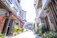 더 문 하우스 상라오 샤오치(효기) 마을 (동선) 호텔