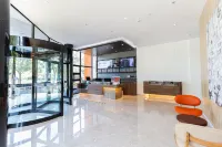 HanTing Hotel (Beijing South Railway Station Center)