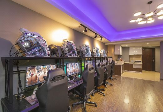 e스포츠 호텔 장비