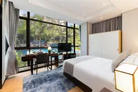 Wanning Half-Mountain Seacliff Lighthouse Pool Villa (Shenzhou Peninsula Potougang Branch) - balcón