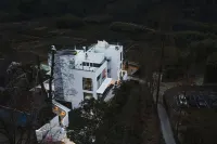 Peace of Mind · hot spring Boutique Hostel