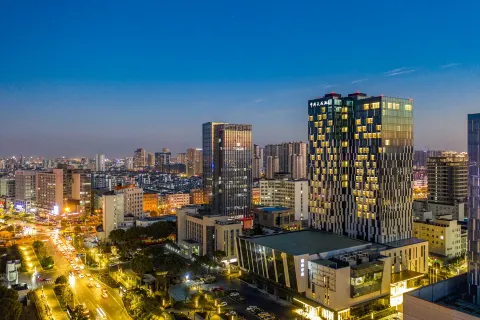 Yangzhou Zhongxing Tiancheng International Hotel (Grand Canal Museum)