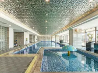 Qingdao Golden Beach LUXURY BLUE HORIZON Hotel Hotels near Golden Beach