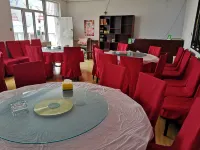 Chayouzhongqi Huiteng Inn
