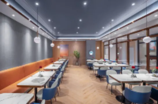 Lan Meijing Hotel (Xiangyang Wanda Plaza Wuzhong)