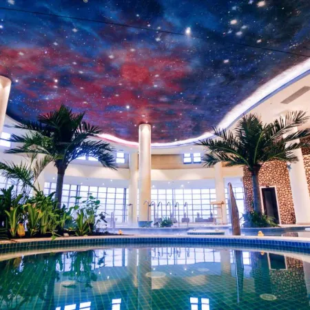 Yunlan Bay Shuanglian Hot Spring Resort