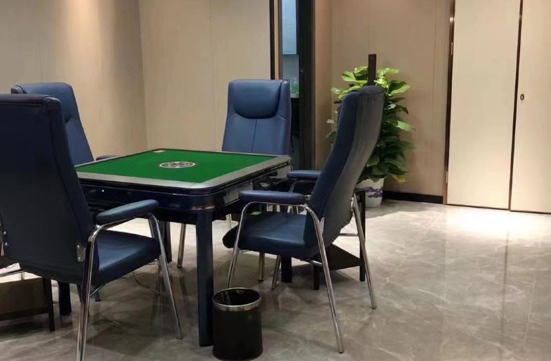 Hetai Xilin Hotel (Luohu Xinxiu Subway Station)