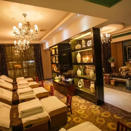 Yunxuan Hotel(Jianxin Square Xiangtan Medical College Store)