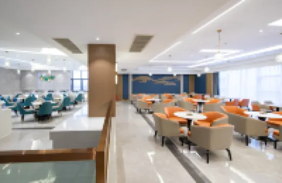 Elong Langyue Hotel (Yueyang Free Trade Zone Chenglingji)